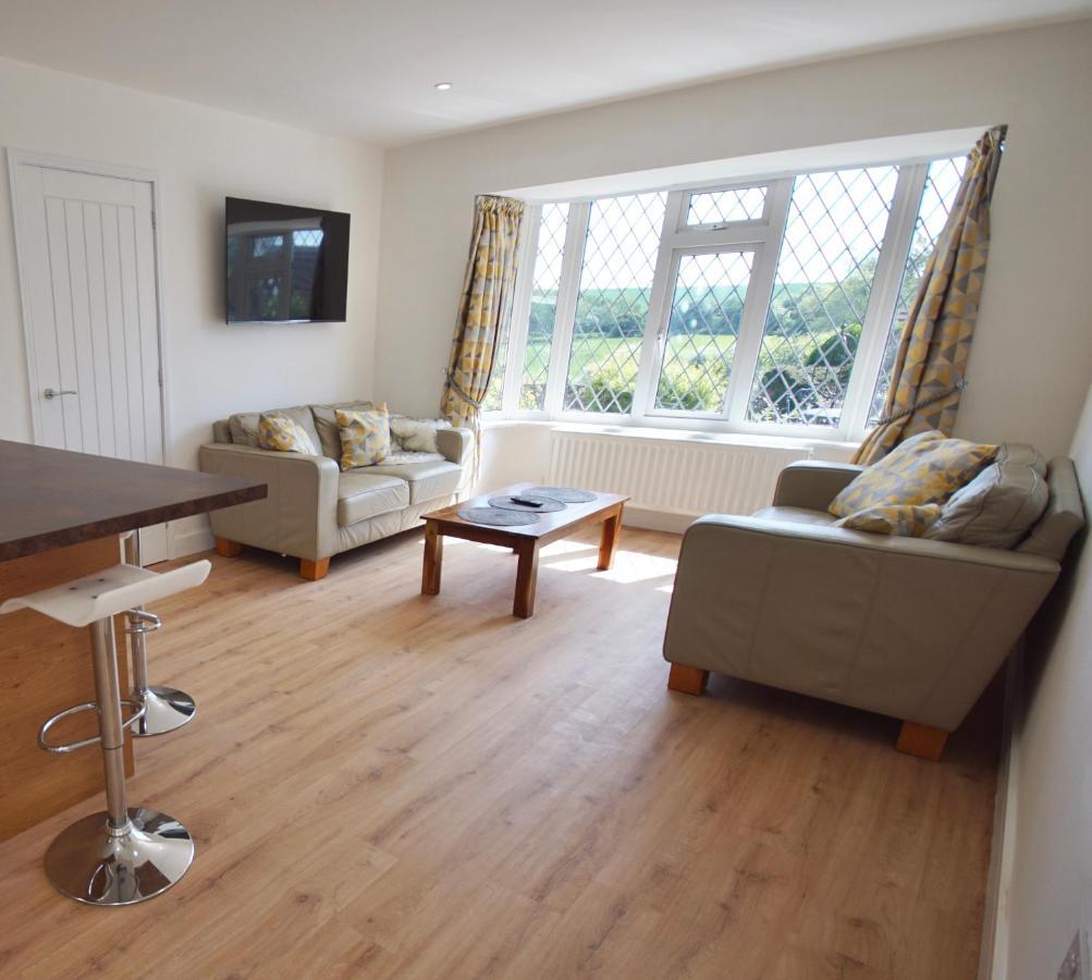 Vale View Scalford Villa Exterior photo